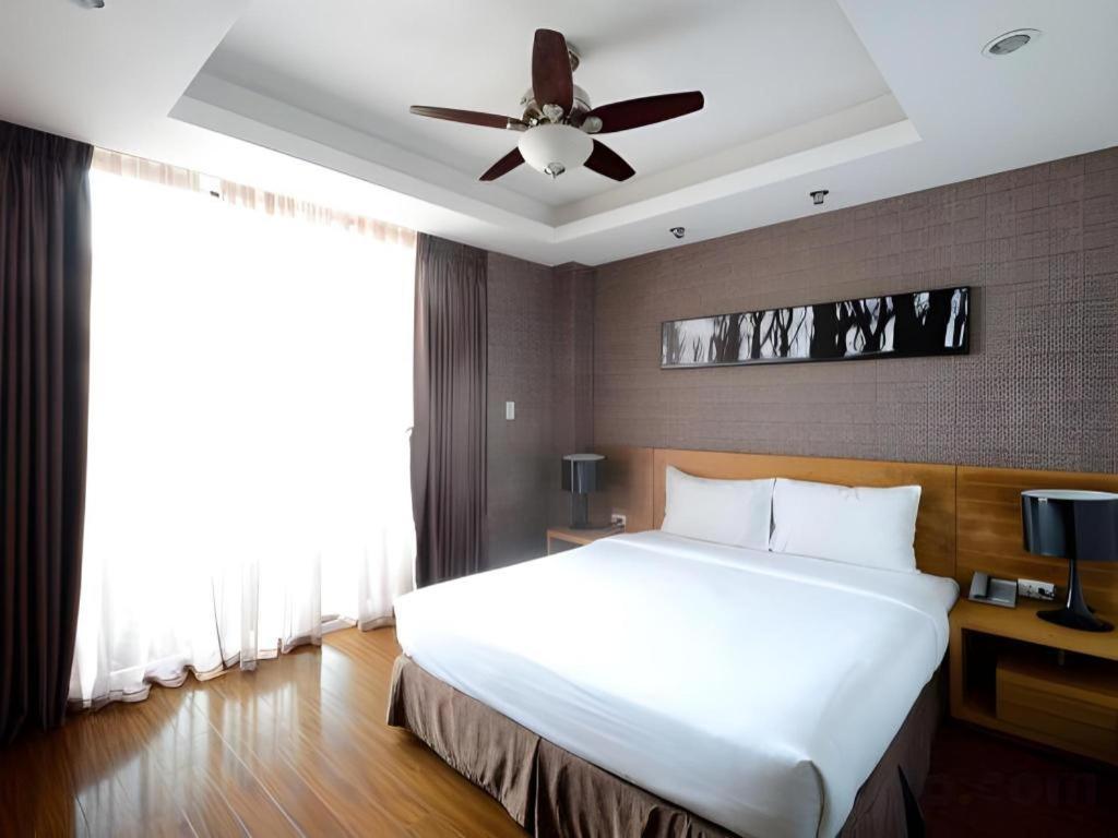 Aha Boutique Ben Thanh Hotel Bandar Ho Chi Minh Luaran gambar